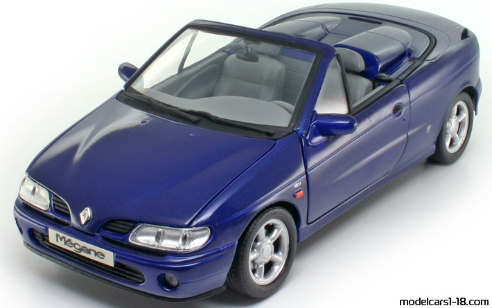1996 - Renault Megane Anson 1/18 - Vorne linke Seite