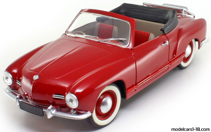 1957 - Volkswagen Karmann-Ghia 14 Solido 1/18 - Front left side