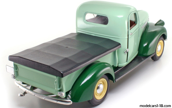 1946 chevy truck diecast