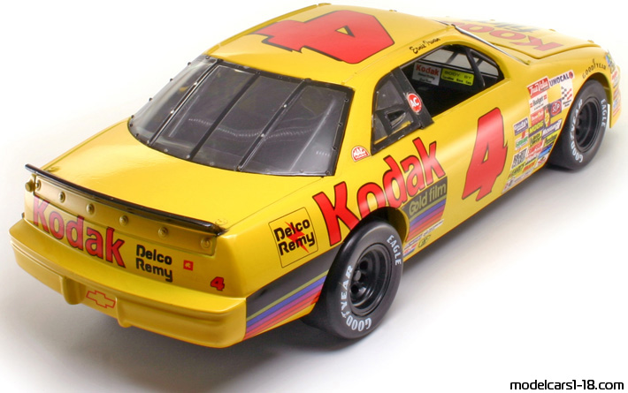 1992 Chevrolet Lumina Nascar Racing Car Ertl 1 18 Details