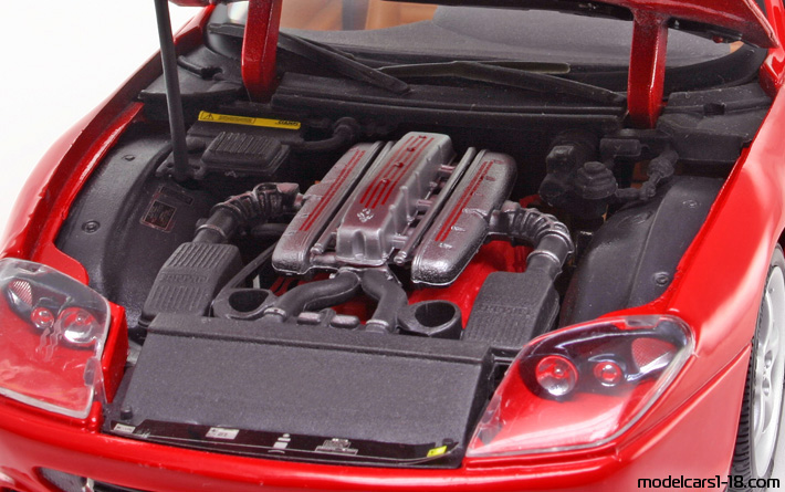 maisto ferrari 550 maranello 1 18