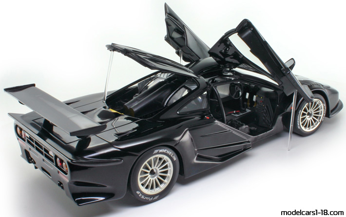 McLaren F1 GTR Long Tail (coupe) 1997 UT 1/18 - Details