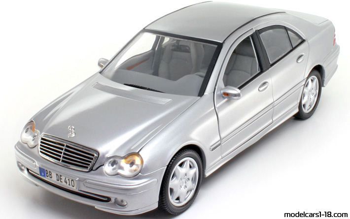 Mercedes C 320 (W203) (sedan) 2000 Anson 1/18 - Details