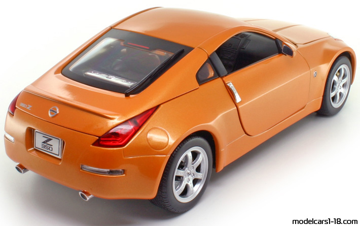 EBBRO 43788 1:43 SCALE NISSAN FAIRLADY 350Z Z33 COUPE 2005 DIE CAST MODEL RED
