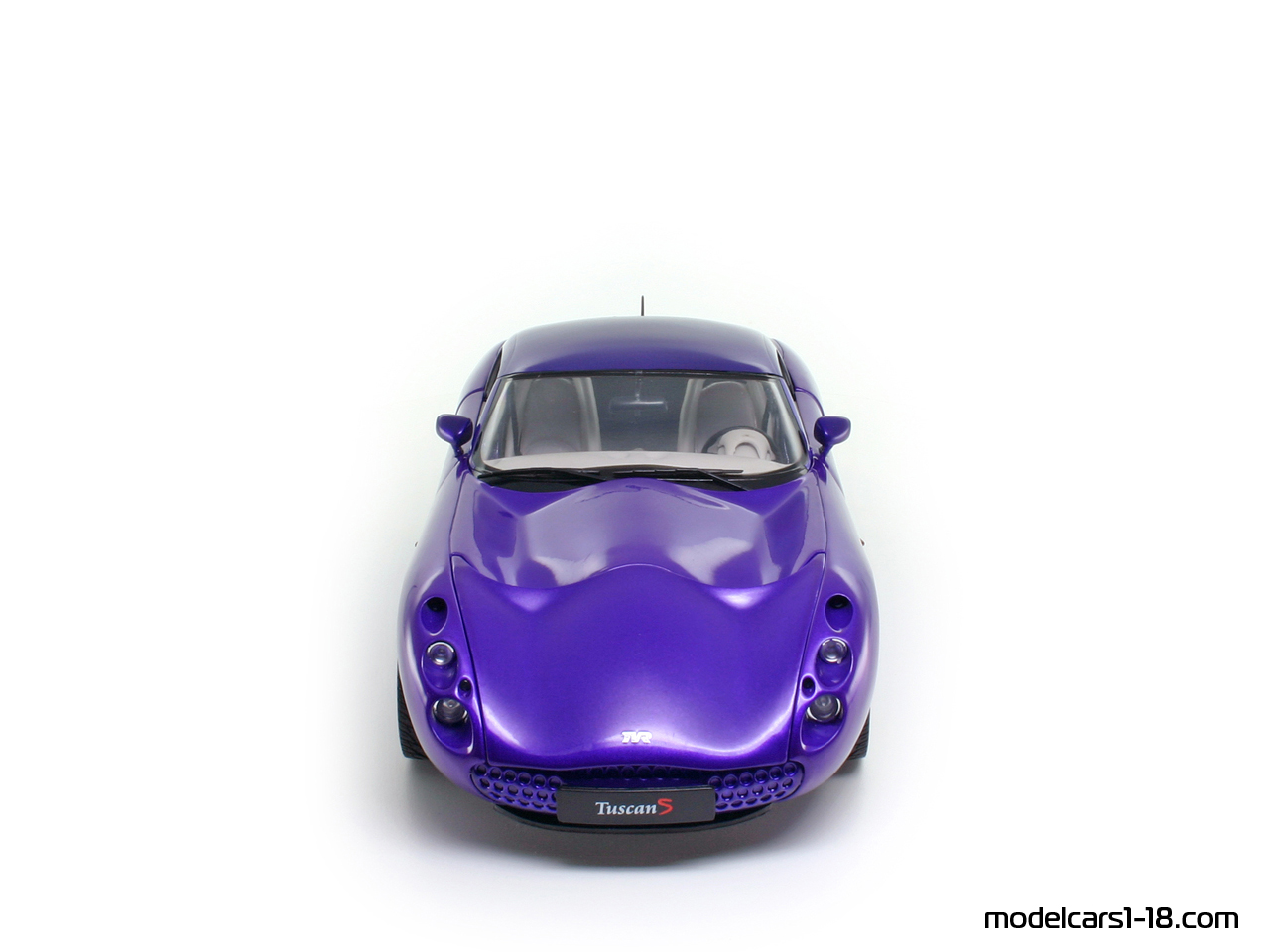 TVR Tuscan S (coupe) 2000 Jadi 1/18 - Gallery